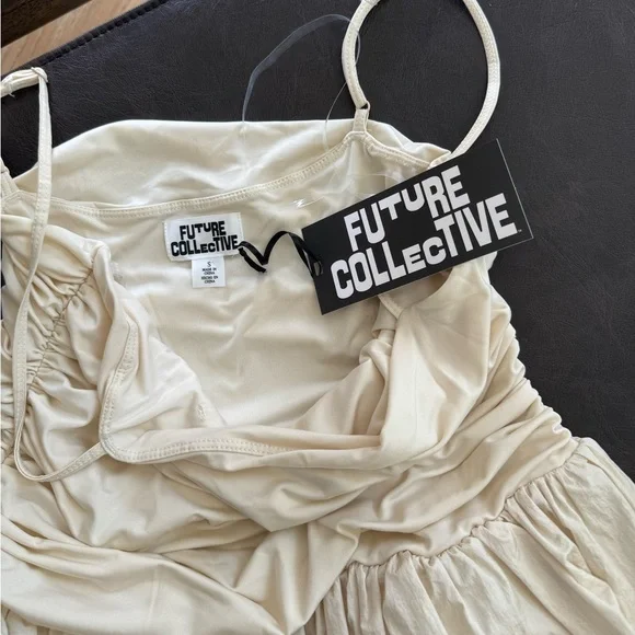 Future Collective Top - Picture 3 of 3